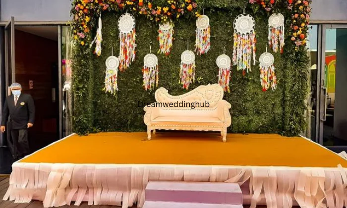 LAVI EVENT AND WEDDING PLANER